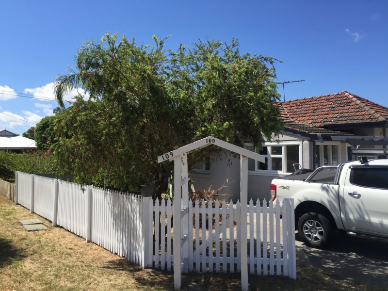 109 Knutsford Avenue, Rivervale WA 6103