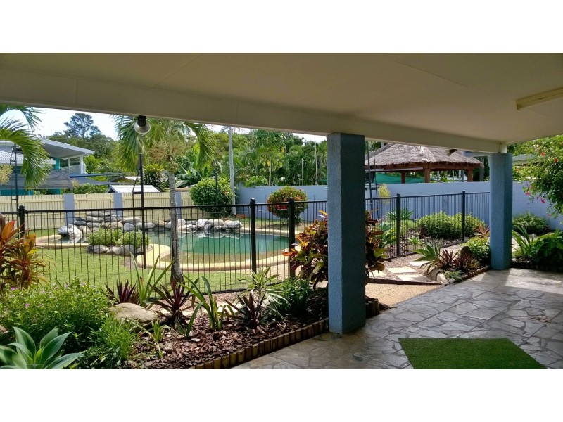 16 Derby street, Yorkeys Knob QLD 4878