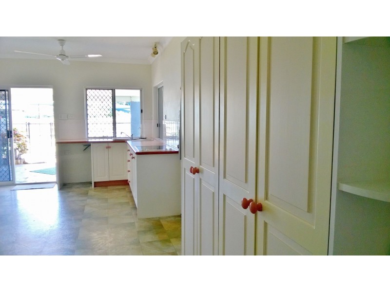 16 Derby street, Yorkeys Knob QLD 4878