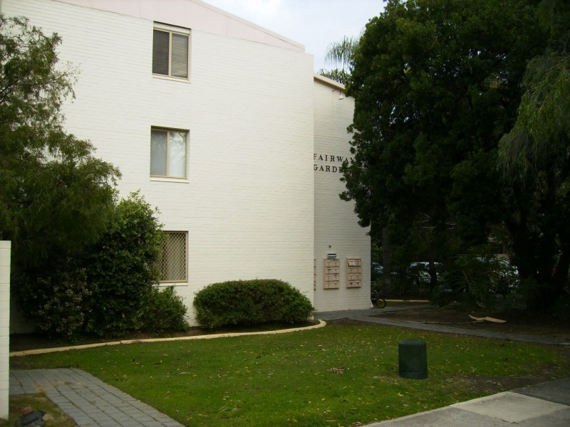 10/159 Fairway, Crawley WA 6009