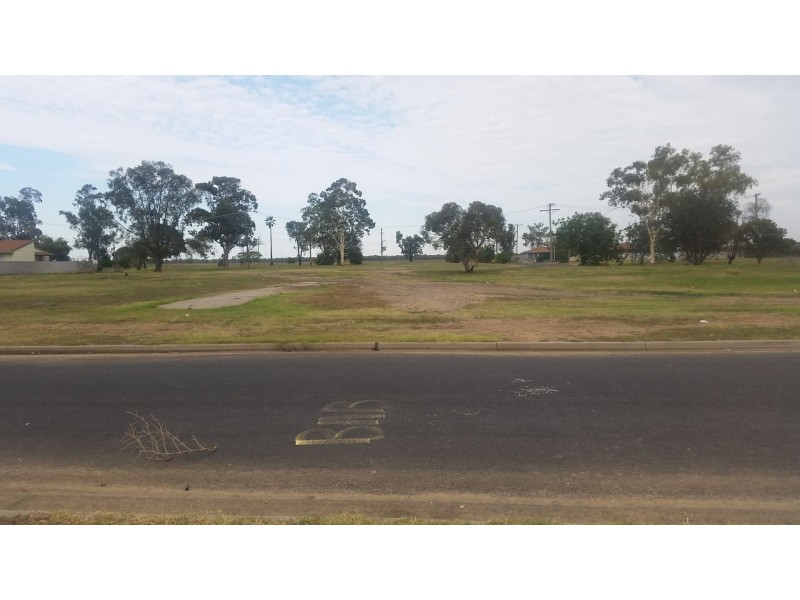 19 Arunga Street, Moree NSW 2400