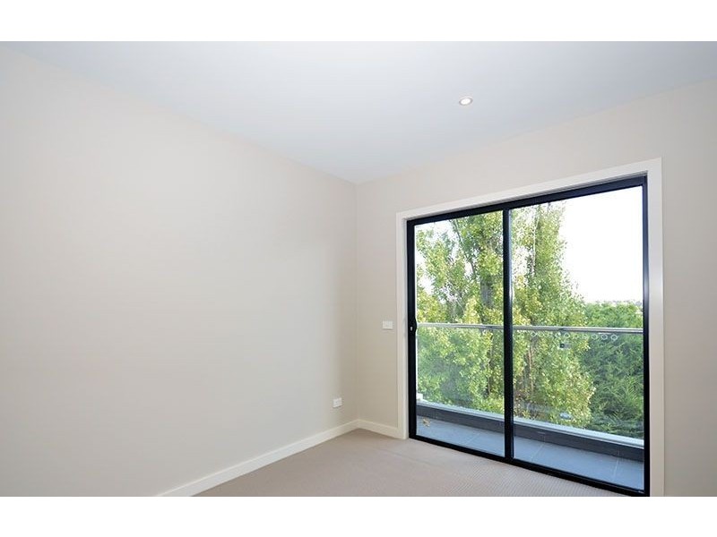6/20-22 Hughes Street, Burwood VIC 3125