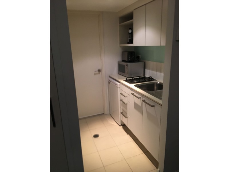 803 Stanley Street, Woolloongabba QLD 4102