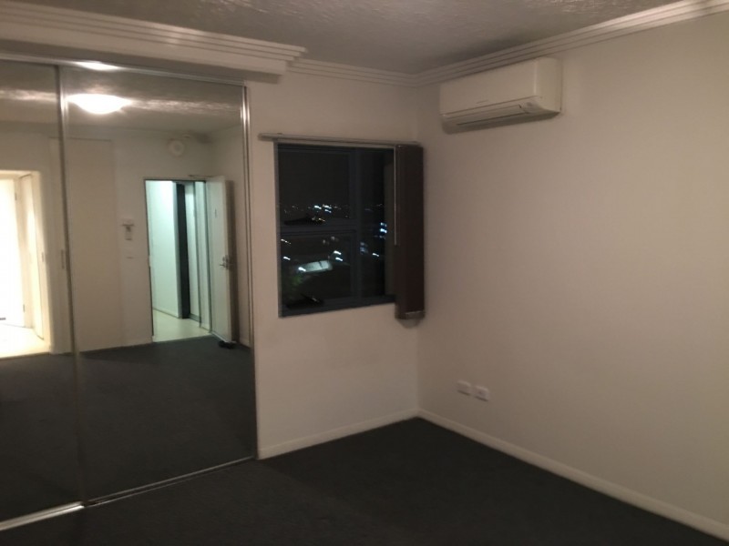 803 Stanley Street, Woolloongabba QLD 4102