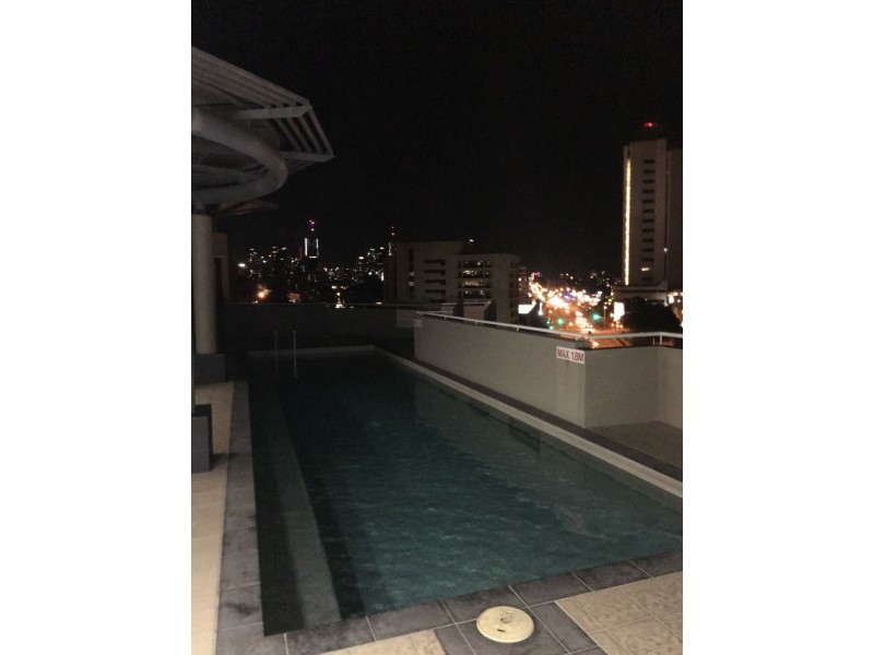 803 Stanley Street, Woolloongabba QLD 4102