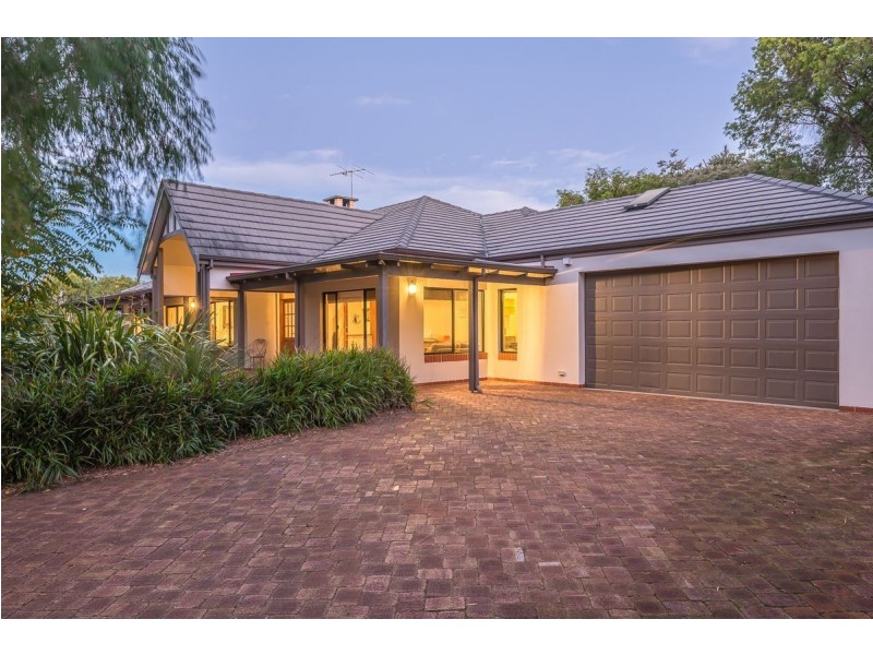 37 Wylarah Way, Quindalup WA 6281