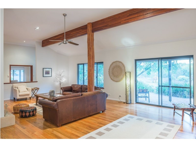 37 Wylarah Way, Quindalup WA 6281