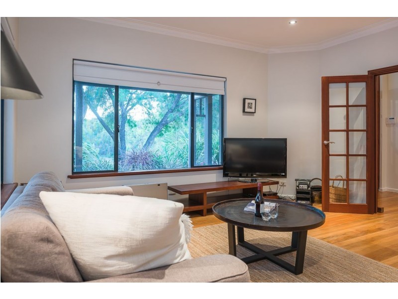 37 Wylarah Way, Quindalup WA 6281