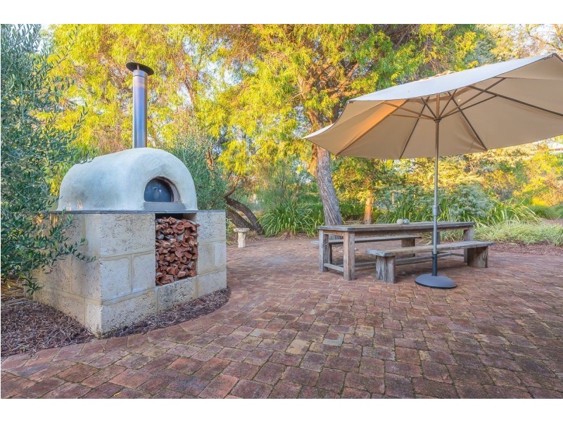 37 Wylarah Way, Quindalup WA 6281