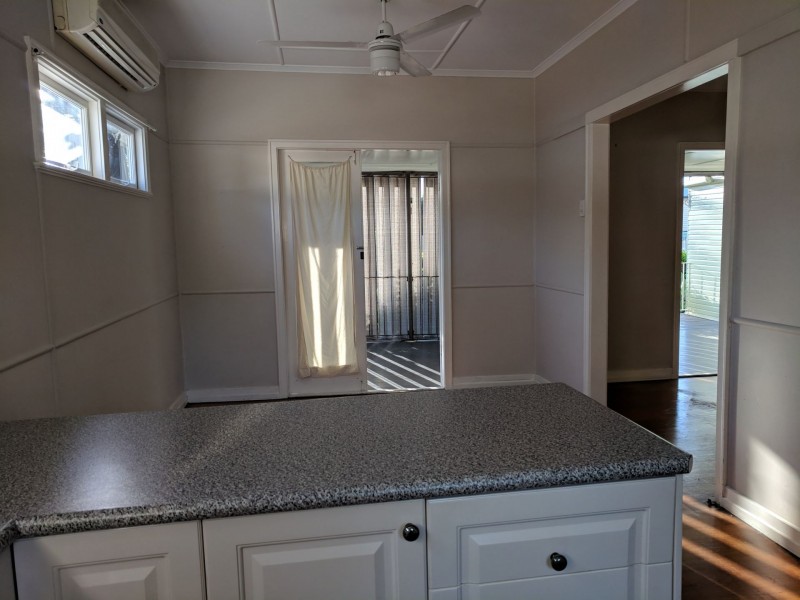 20A Macquarie Street, Silkstone QLD 4304