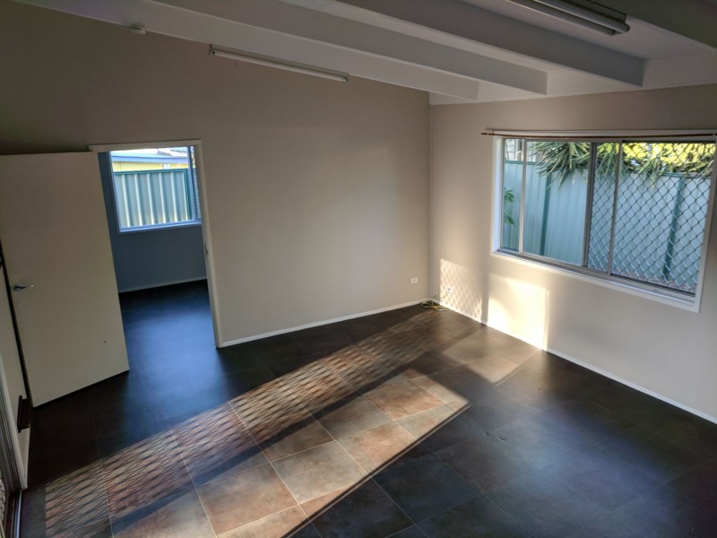 20A Macquarie Street, Silkstone QLD 4304