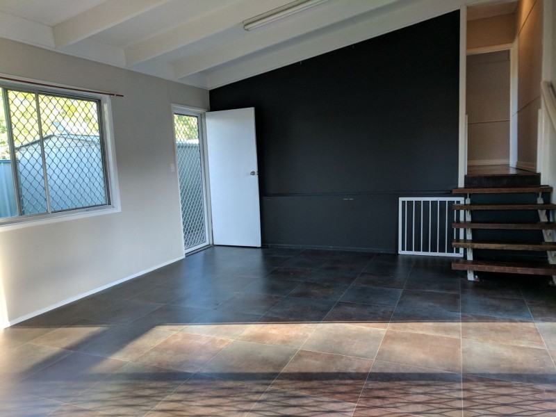 20A Macquarie Street, Silkstone QLD 4304