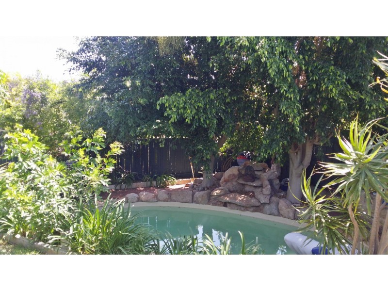 25 Longson Street, Hamilton Hill WA 6163