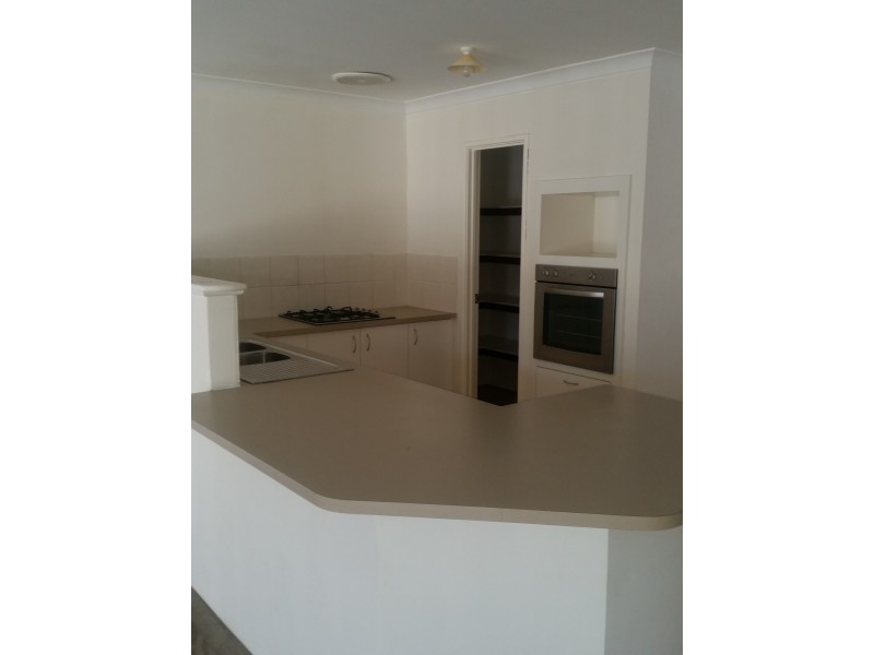 20 St Albans Promenade, Canning Vale WA 6155