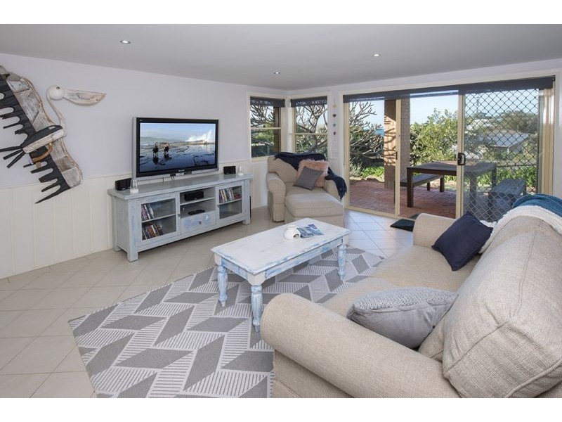 42 Armstrong Ave, Gerringong NSW 2534