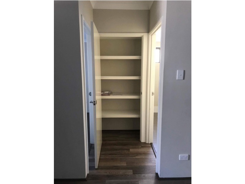 2/292 Surrey Road, Kewdale WA 6105