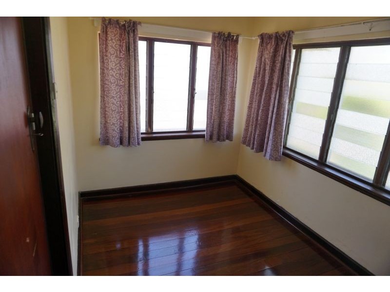 142 Holland Street, Wembley WA 6014