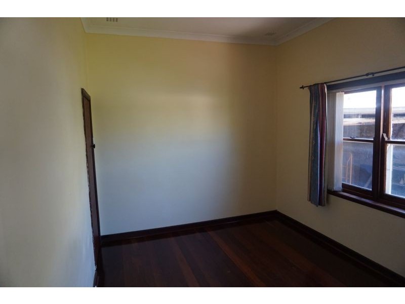 142 Holland Street, Wembley WA 6014