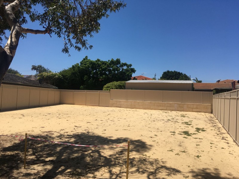 2 Dunfee Place, Hamersley WA 6022