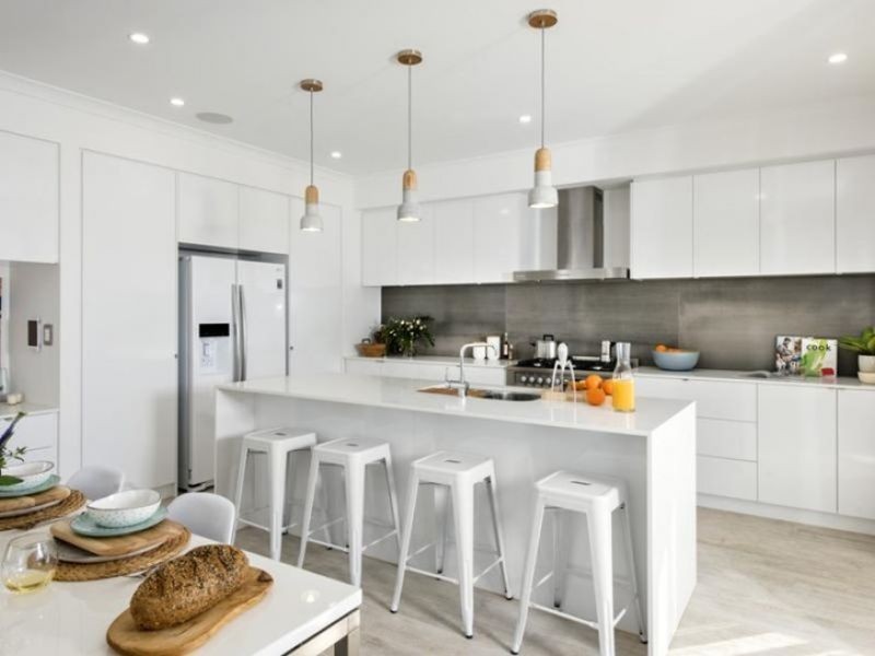 5 Charleston Road, Eglinton WA 6034