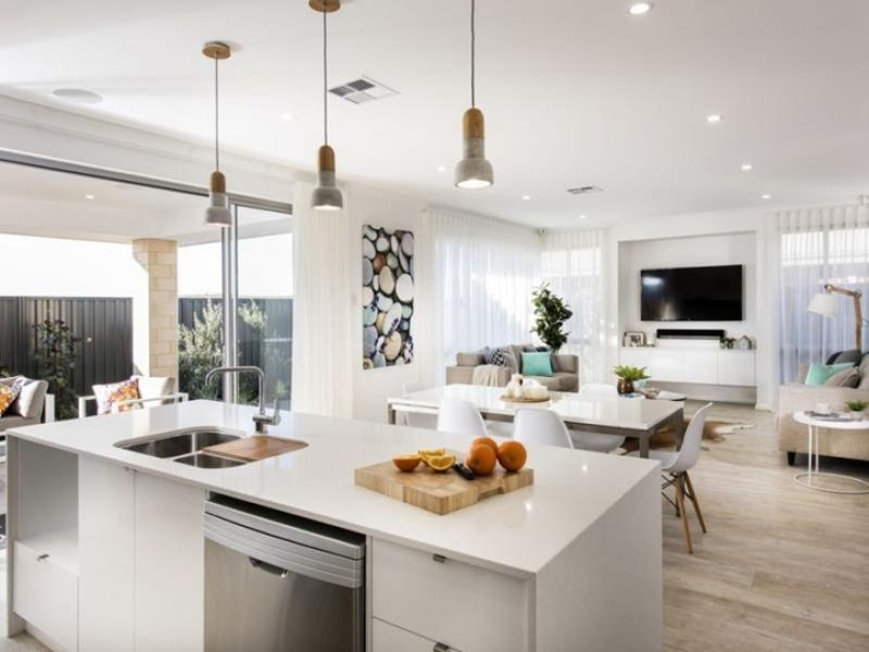 5 Charleston Road, Eglinton WA 6034