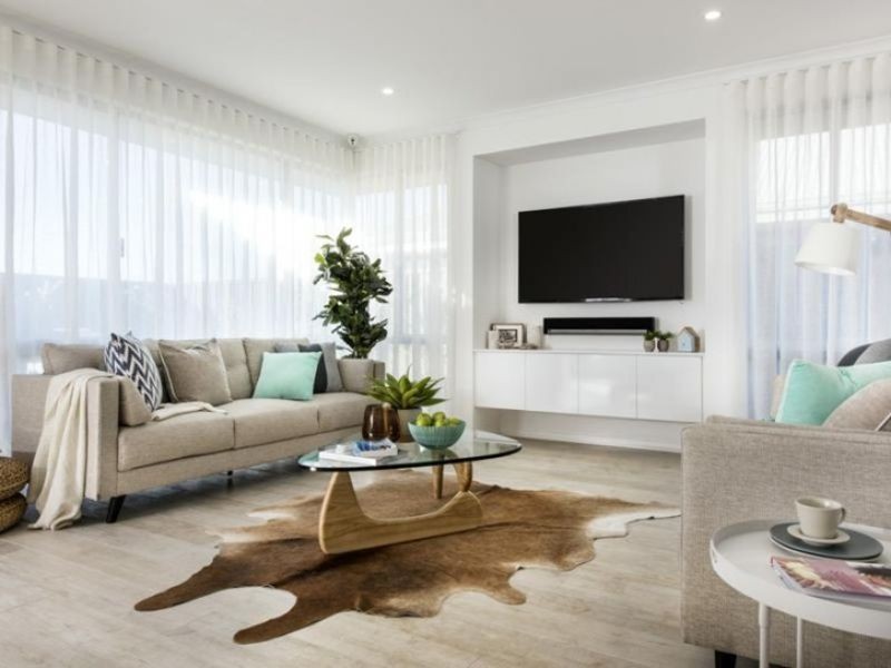 5 Charleston Road, Eglinton WA 6034