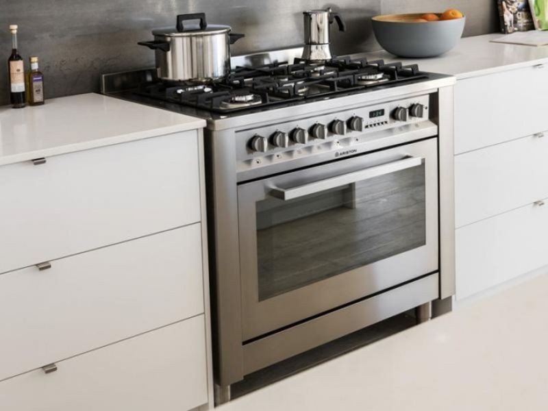 5 Charleston Road, Eglinton WA 6034