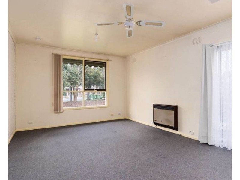 1/7 Wordsworth street, Mooroolbark VIC 3138