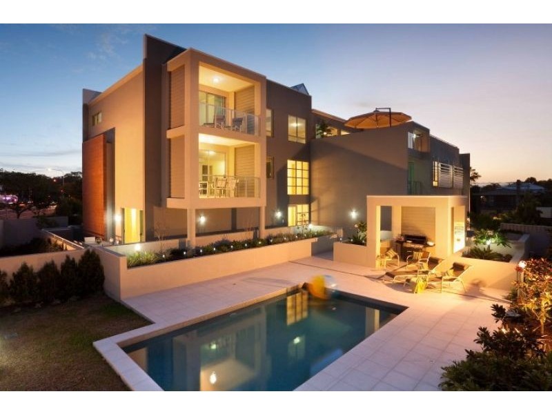 4/7 Dolphin Ave, Mermaid Beach QLD 4218