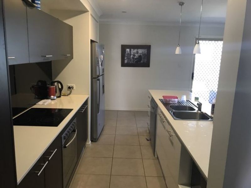 67 Opperman Drive, Springfield Lakes QLD 4300