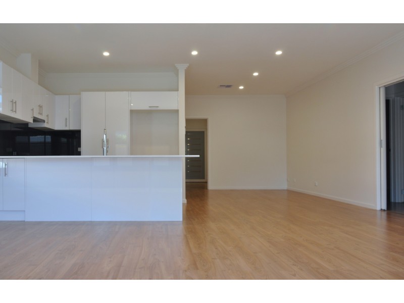 16 Essex Street, Brighton SA 5048