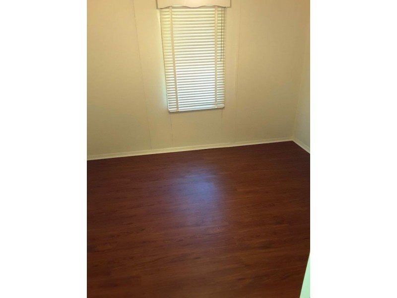 8 McLean Street, North Ipswich QLD 4305