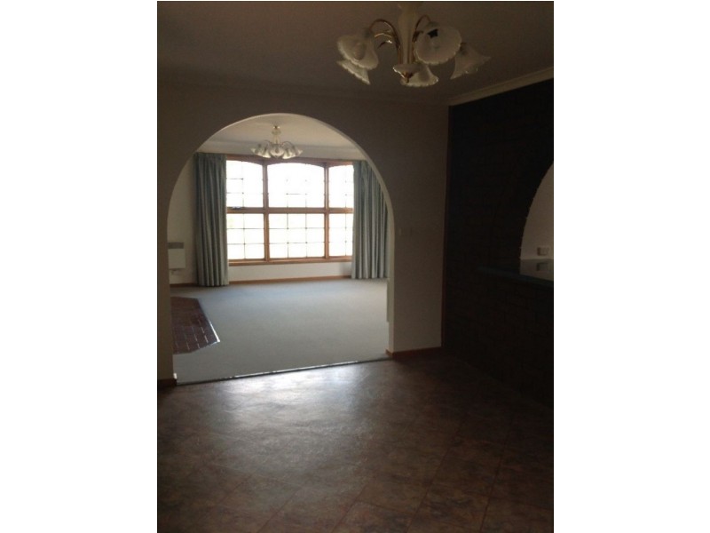 25 Fenton St, Midway Point TAS 7171