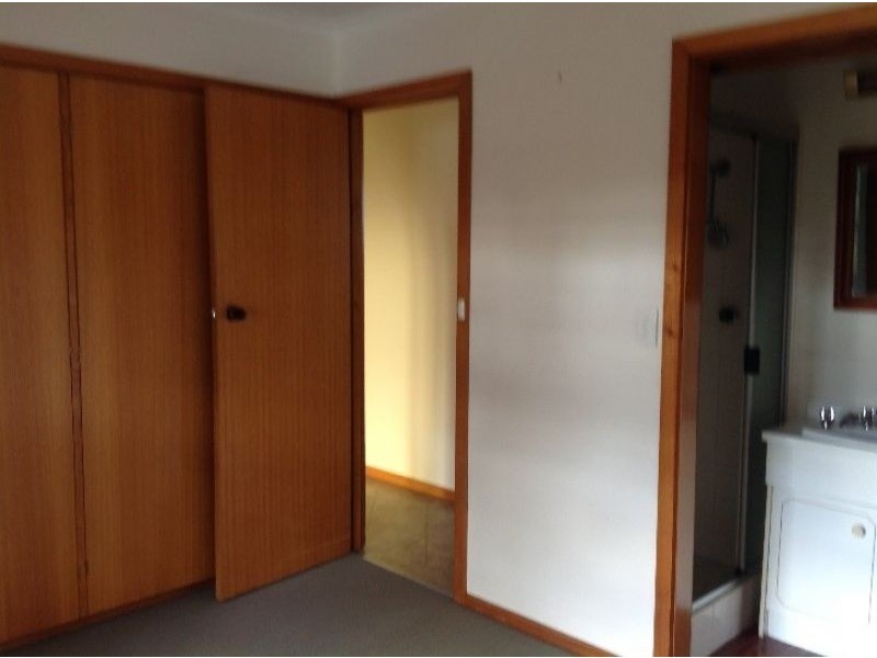 25 Fenton St, Midway Point TAS 7171