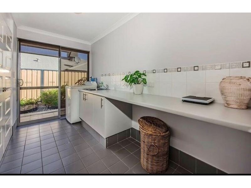 19 Jaeger Bend, Tapping WA 6065