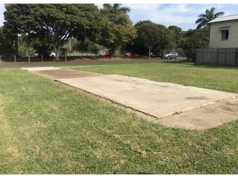 26 Hinkler Avenue, Bundaberg North QLD 4670