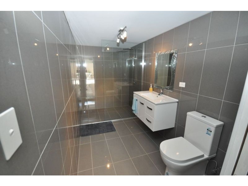 132 North Road, Woodridge QLD 4114