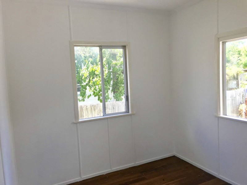 7 Westbrook St, Woody Point QLD 4019