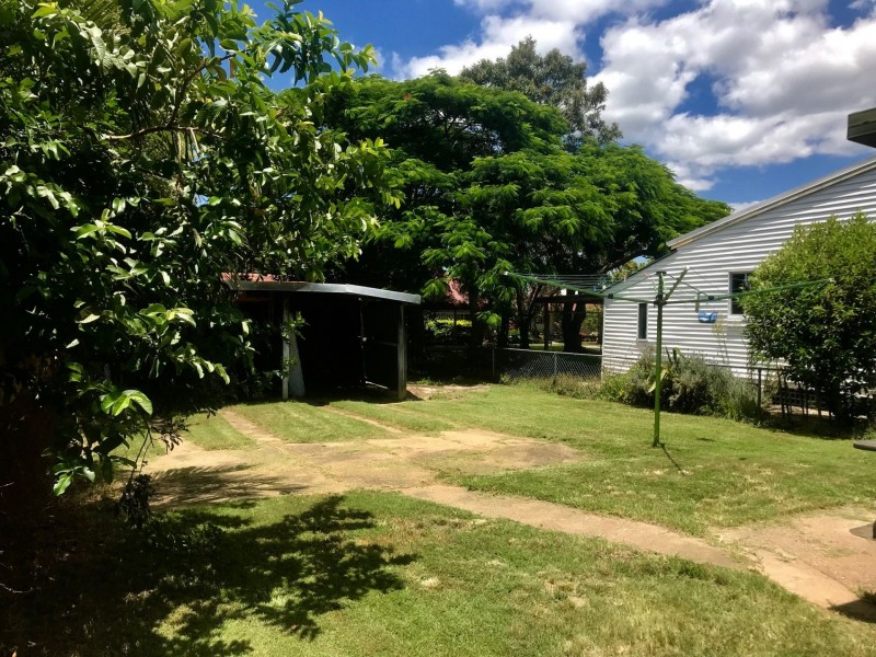 7 Westbrook St, Woody Point QLD 4019