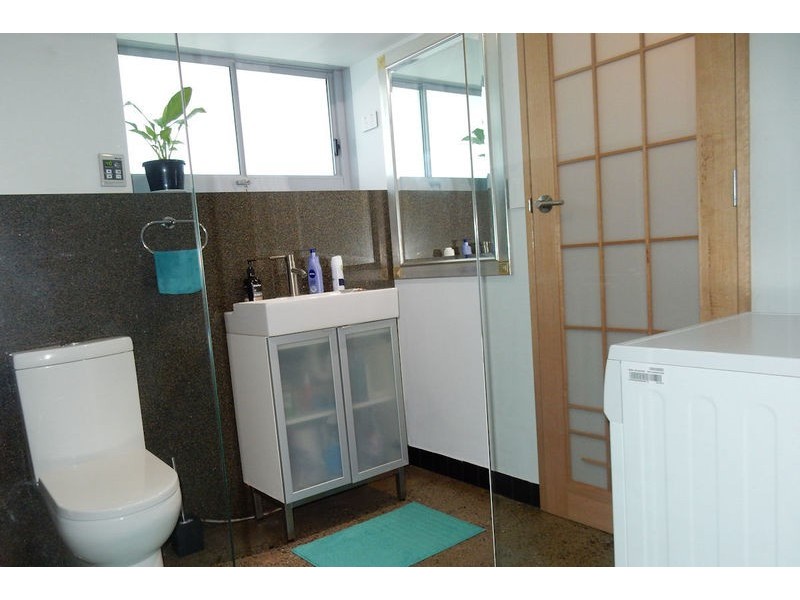 2E/172 Oxlade Dr, New Farm QLD 4005