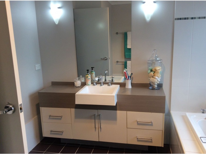 304 Warnervale Road, Hamlyn Terrace NSW 2259