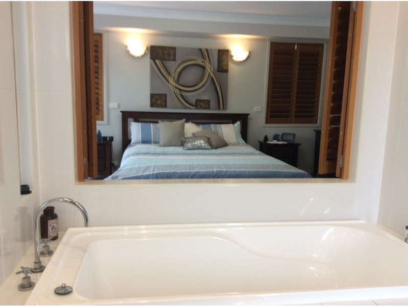 304 Warnervale Road, Hamlyn Terrace NSW 2259