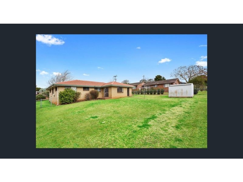 109A South Street, Centenary Heights QLD 4350