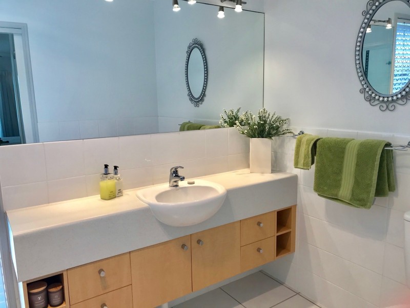 4 Magnetic Street, Parrearra QLD 4575