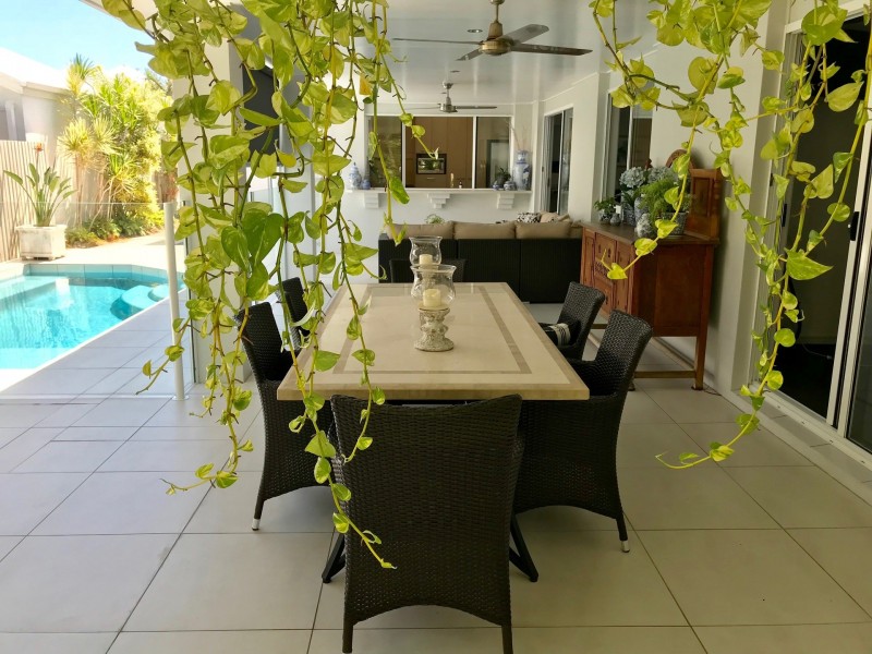 4 Magnetic Street, Parrearra QLD 4575