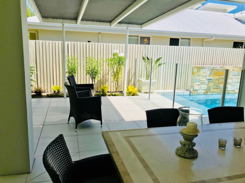 4 Magnetic Street, Parrearra QLD 4575