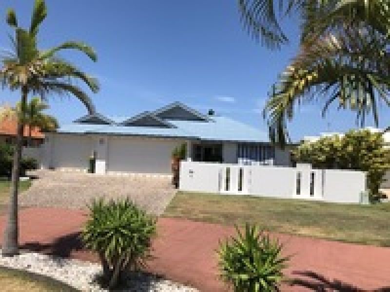 4 Magnetic Street, Parrearra QLD 4575