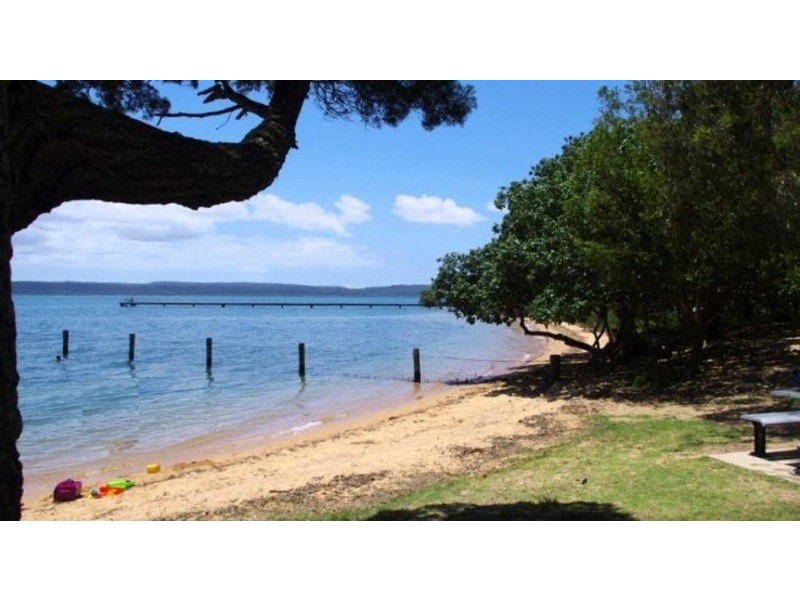 21 Channel Street, Russell Island QLD 4184