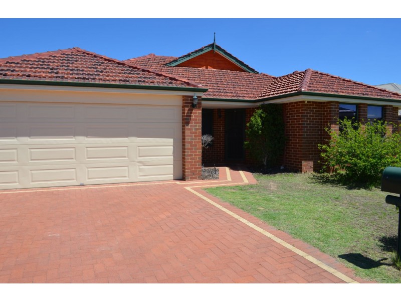 11 Thurleigh Approach, Butler WA 6036