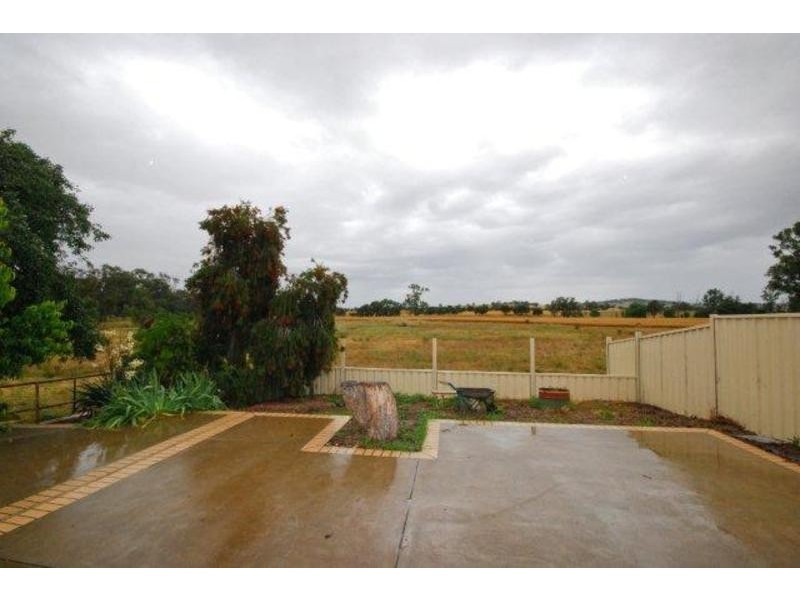 3 Urana Road, Burrumbuttock NSW 2642